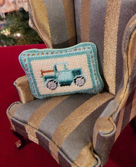 Miniature Dollhouse 1/ 12th Scale Truck Petite Point Pillow - Click Image to Close